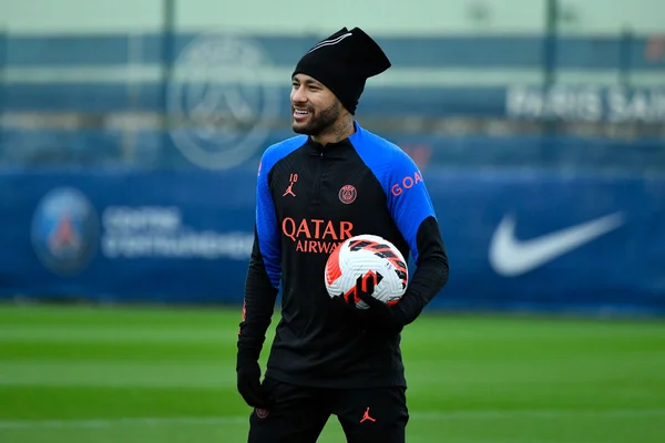Neymar não treina e desfalca PSG em estreia na Copa da França