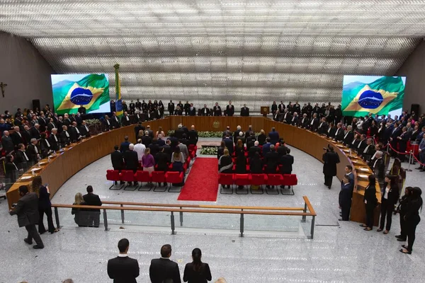 STJ permite penhora de salário de qualquer valor para quitar dívida