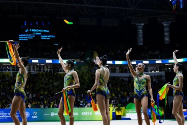 Imagem colorida das ginastas brasileiras