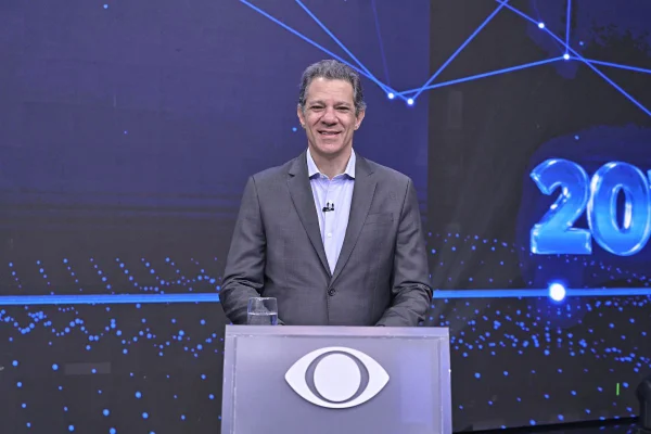 Haddad e Tarcísio em debate em São Paulo