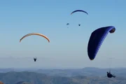 Serra da Moeda, em Brumadinho, pertinho de BH. O local reúne as condições ideias para a prática de parapente e outros modalidade de voo livre Serra da Moeda, em Brumadinho, pertinho de BH. O local reúne as condições ideias para a prática de parapente e outros modalidade de voo livre