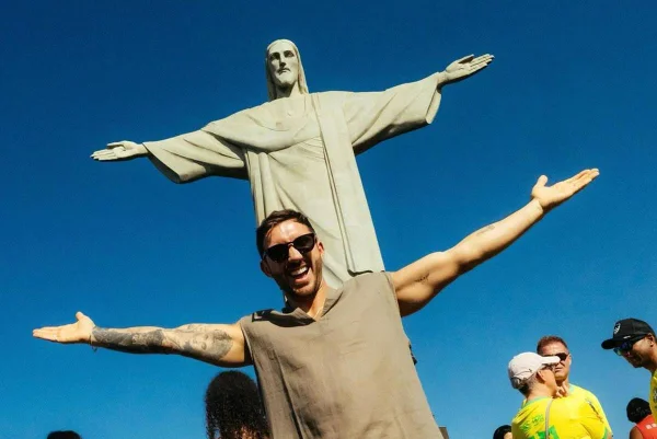 foto de Hot Since 82 no Cristo Redentor