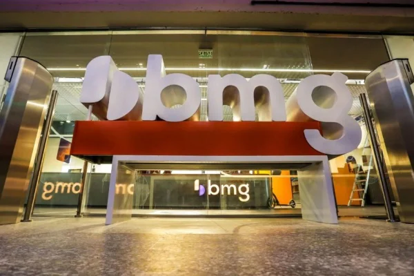 AGÊNCIA DO BANCO BMG - METRÓPOLES