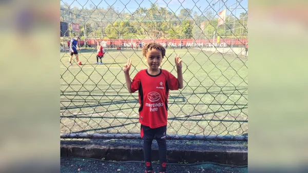 Édson Davi Silva Almeida, menino desaparecido no Rio de Janeiro