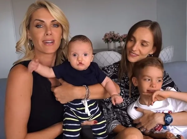 Irmã de Ana Hickmann revela que o filho passará por cirurgia - destaque galeria Irmã de Ana Hickmann revela que o filho passará por cirurgia - destaque galeria