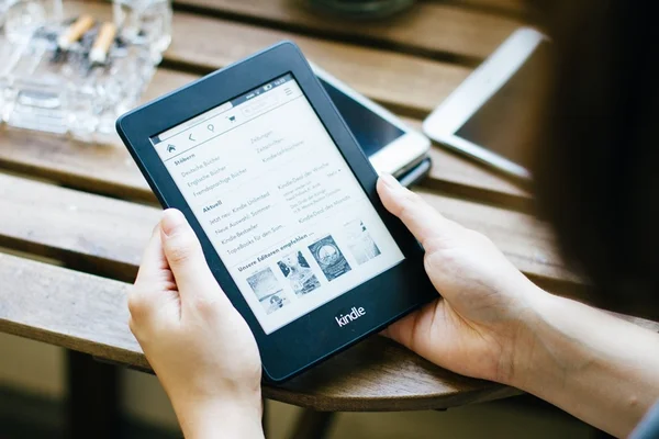 Plataforma da Amazon é alternativa gratuita para publicação de livros