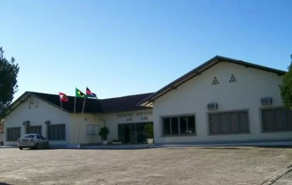 MP investiga símbolos nazistas em prefeitura no Vale do Itajaí (SC)