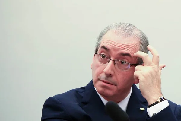 “Isso vai dar merda com Michel”, disse Cunha a Henrique Alves, em 2012