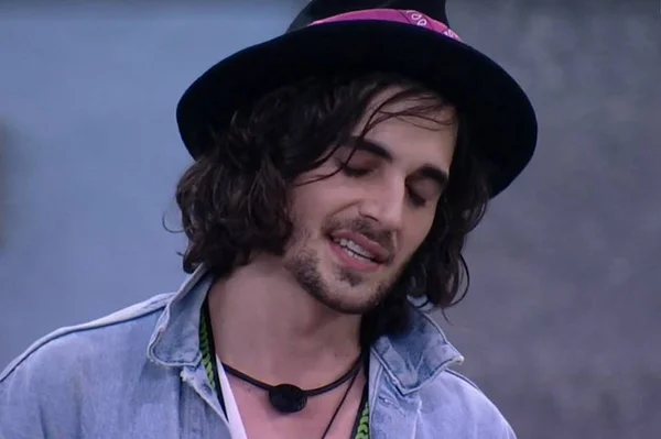 Fiuk chora no BBB21