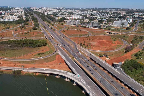 DER-DF libera pontes paralelas do Bragueto nesta quarta-feira