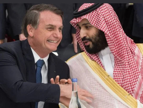 O que já se sabe no caso das joias trazidas ao Brasil para clã Bolsonaro