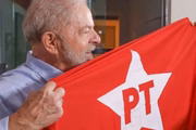 PT vai fazer eleição para comando do partido em julho