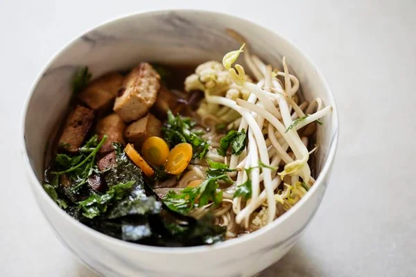 Lámen: confira receita do delicioso caldo japonês