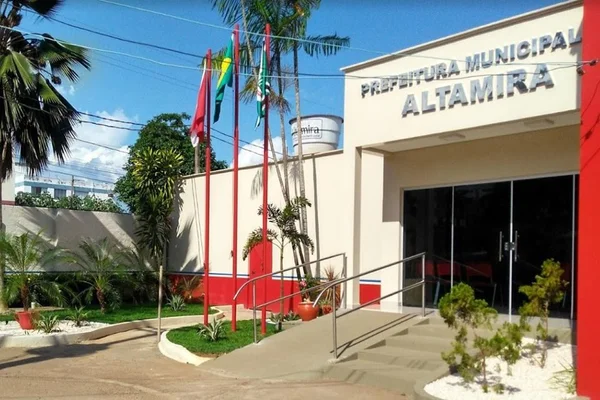 Prefeitura de Altamira (PA) tem 756 vagas para a área de educação
