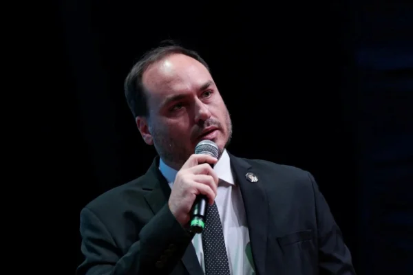 Carlos Bolsonaro