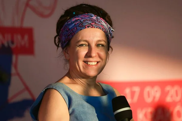 Olga Tokarczuk e Peter Handke ganham Nobel de Literatura