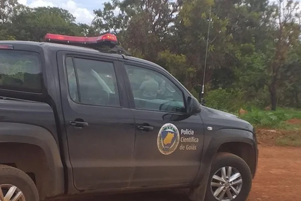 Corpo carbonizado é encontrado à beira de via no Entorno do DF