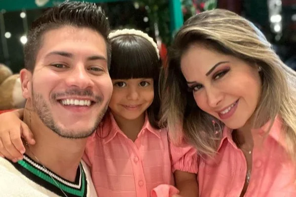 Maíra Cardi passa Natal com Arthur após separação: “Isso é maturidade”