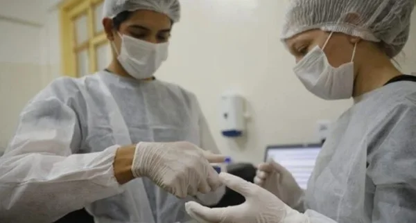 imagem colorida exame em laboratorio