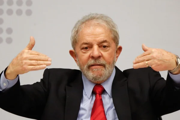 Lula quer “transmissão ao vivo” de seu depoimento a Moro