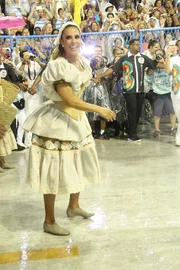 Ivete diz que Ícaro Silva canta e dança melhor do que ela - imagem 5 Ivete diz que Ícaro Silva canta e dança melhor do que ela - imagem 5
