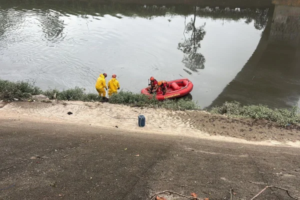 Motorista que foi arrastado por enxurrada em Guarulhos é o oitavo morto da Operação Chuvas, da Defesa Civil - Metrópoles