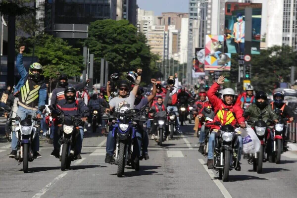 As blitzes policiais fazem parte da Operação Sufoco do governo de São Paulo