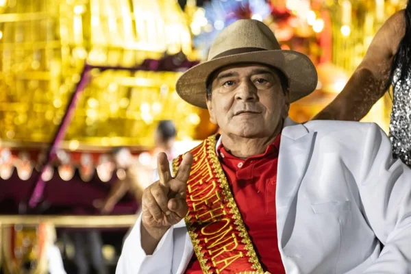 Foto colorida de Carlos Falanga, o Bidi