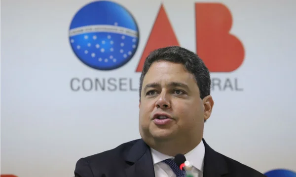 Ex-presidente da OAB
