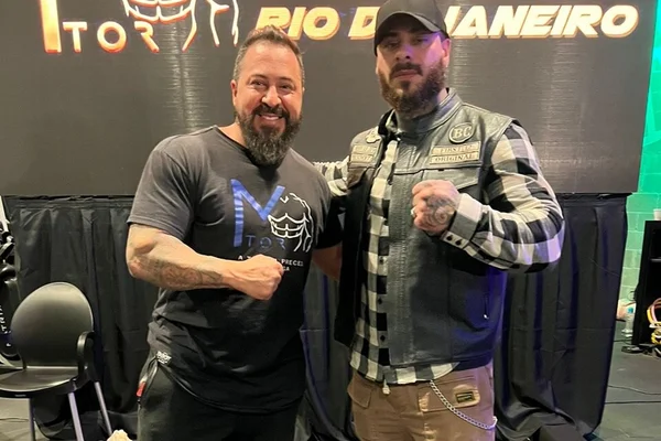 Mauricio Medeiros e Leo Stronda