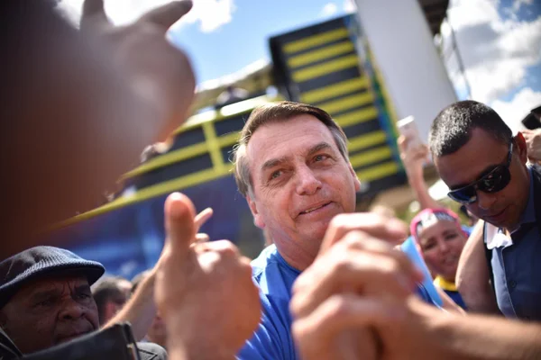 80% de fidelidade: aposta de Bolsonaro na bancada evangélica funciona