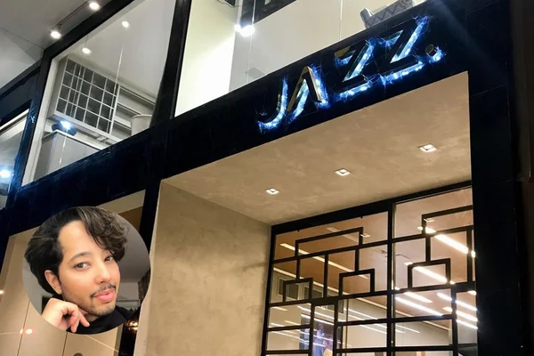 Make-up artist Hudson Mateus agora atende no salão de beleza Jazz