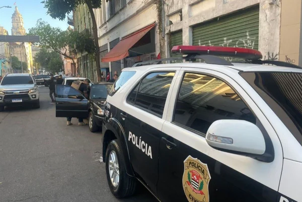 foto colorida de hotel do tipo hospedaria na região da Cracolândia, alvo de operação da Polícia Civil - Metrópoles