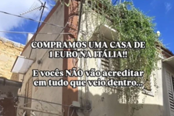 Foto colorida de exterior de casa comprada por um euro na Itália - Metrópoles