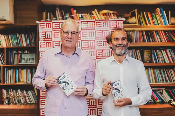 Eumano Silva e Gilberto Alves lançam o livro O Levante dos Ribeirinhos