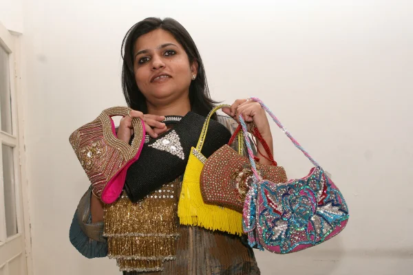 Nova Baguette da Fendi reacende debate sobre apropriação cultural na moda - destaque galeria