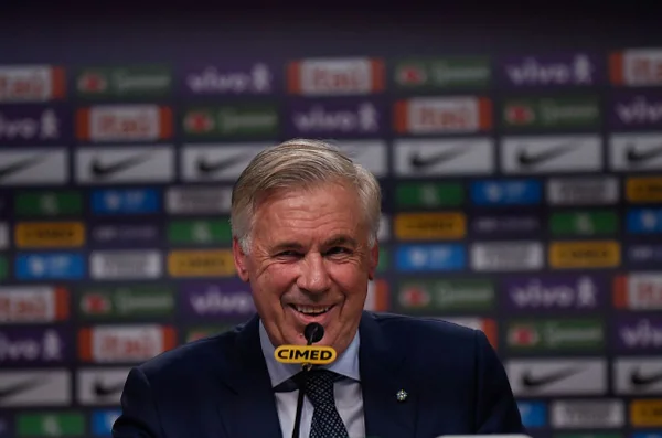 PSG campeão e Ancelotti na Seleção: relembre destaques do mês de maio