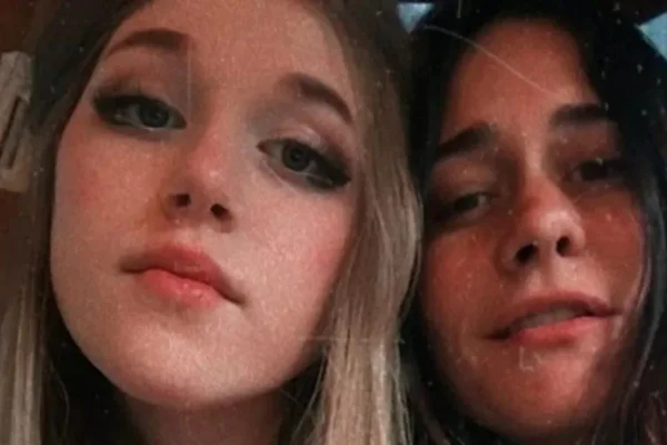 Foto colorida de Bettina e Alessandra Negrini - Metrópoles