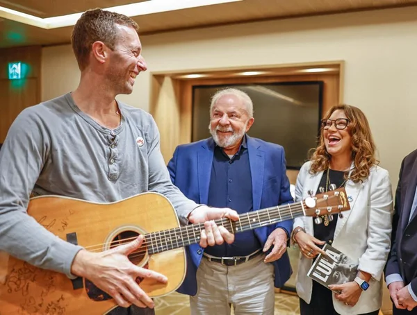 Chris Martin, Lula e Janja