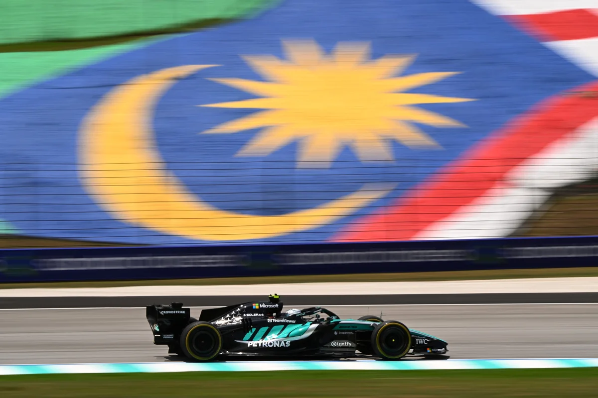 F1: com punição, Russell será “cobaia” da Mercedes no GP de Singapura - imagem 1 F1: com punição, Russell será “cobaia” da Mercedes no GP de Singapura - imagem 1