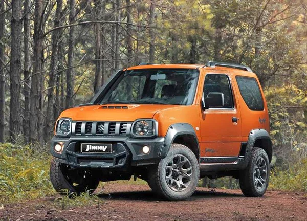 Versão mais barata do Suzuki Jimny agora passa dos R$ 100 mil