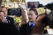  Júlia Zanatta, chega para a reunião com Flávio Bolsonaro