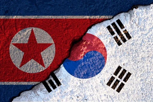 Contraposição das bandeiras da Coreia do Norte e da Coreia do Sul - Metrópoles