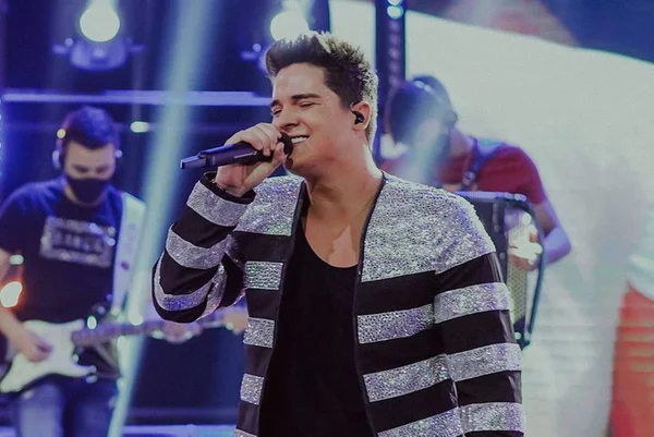 Fenômeno do piseiro, Eric Land soma 200 milhões de views no YouTube