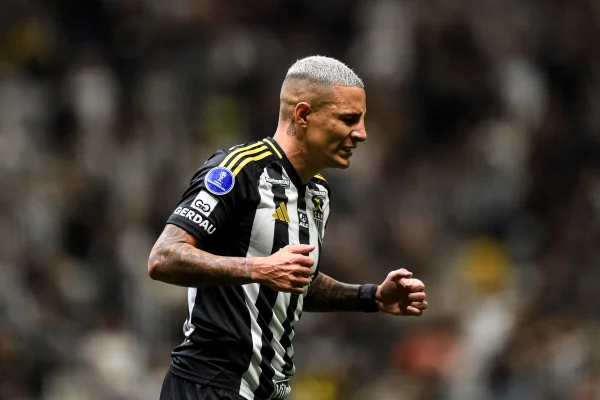 Imagem colorida de Guilherme Arana, do Atlético-MG
