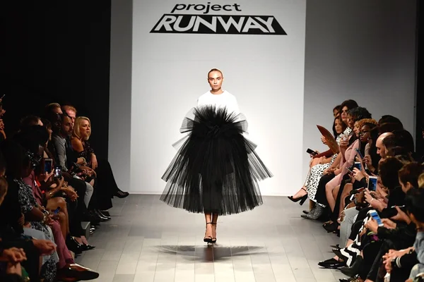 Saiba tudo sobre o retorno do reality Project Runway à TV americana