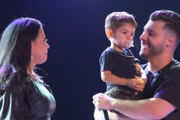 Murilo Huff canta com Leo e Ruth Moreira