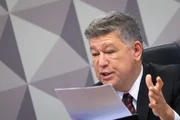 Senador Carlos Viana (Podemos-MG), presidente da CPMI do INSS. Comissão toma, nesta quinta-feira (25/9), o depoimento do empresário e lobista Antônio Carlos Camilo Antunes, o “Careca do INSS”, sobre as fraudes do INSS