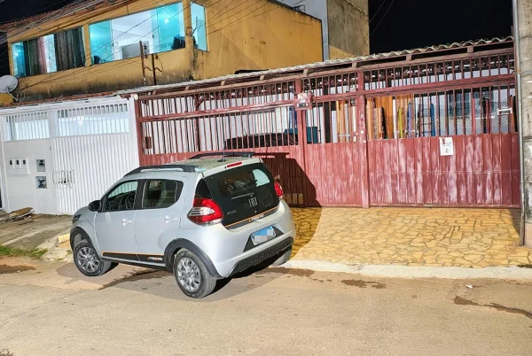 “Nariz dela sangrava”, diz vizinha de casa onde bebê morreu enforcada