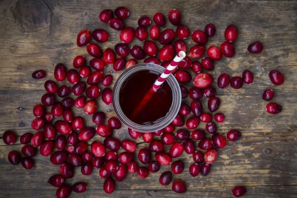 Copo de suco de cranberry - Metrópoles